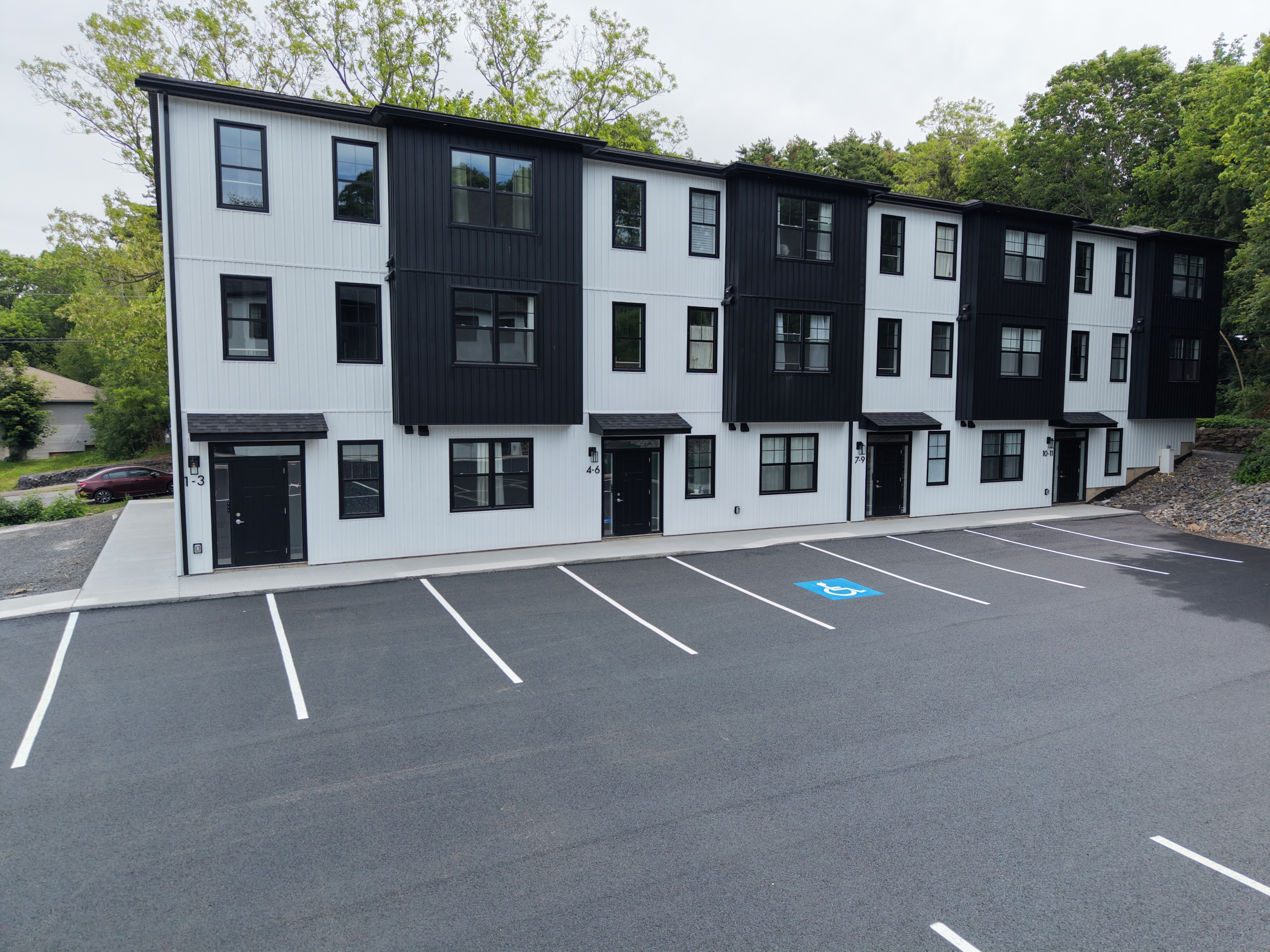 5806 Prospect Road - Main